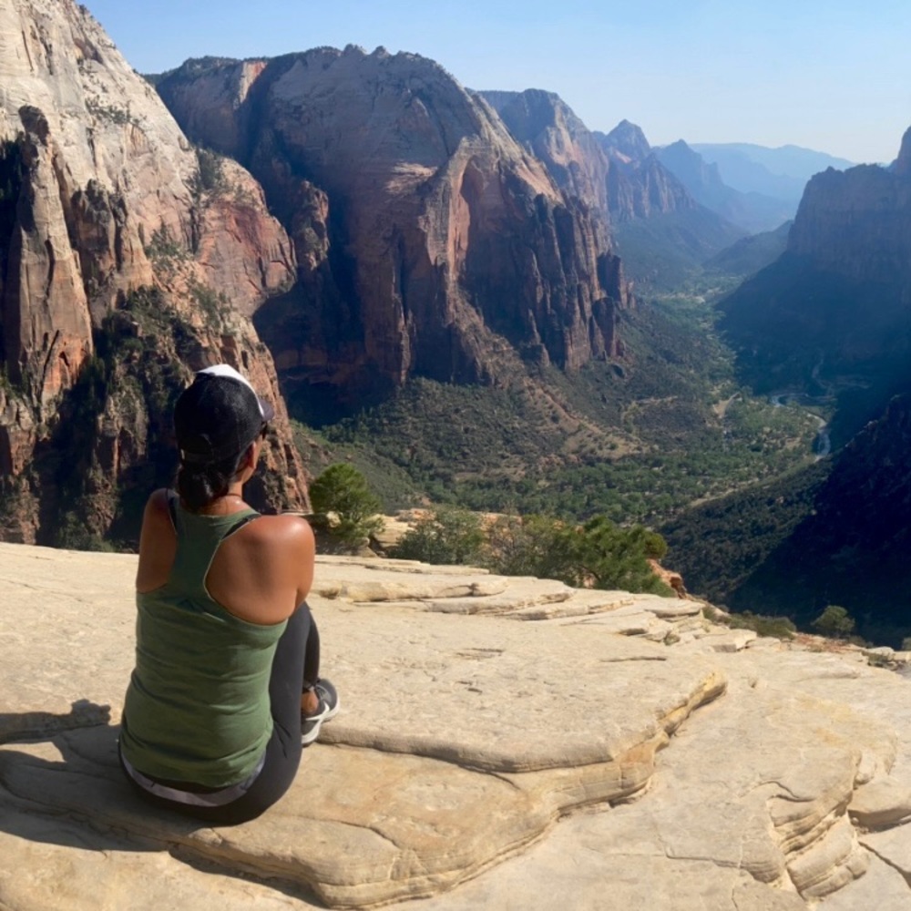 Meet your Posher, April